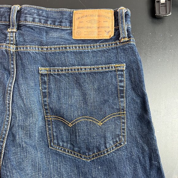 American Eagle Men's Denim Jeans Regular Fit Medium Wash Size 32x34 - Picture 3 of 9